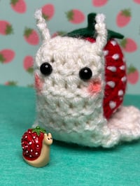 Image 4 of Strawberry Snail