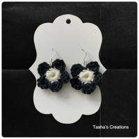 Image 3 of Flower Earrings