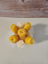 Image 5 of Small candle arrangement 