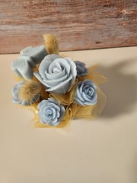 Image 5 of Small arrangement 