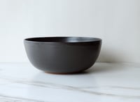 Image 3 of Large serving bowl in Black