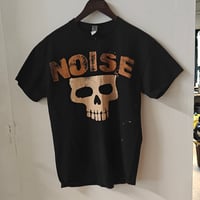 Image 1 of Noise T-shirt Medium