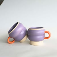 Image 4 of lilac bubble mug 