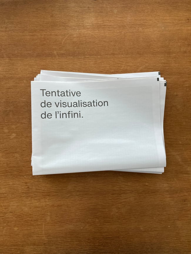 TENTATIVE DE VISUALISATION DE L'INFINI