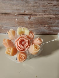 Image 1 of Medium flower arrangement 123