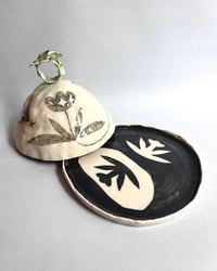 Image 4 of Willow Leaf Butter Cloche