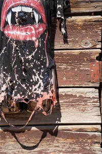 Image 3 of Shock the Monster 