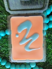 Image 3 of Tropic like it's hot- a Rockytop Wax Works exclusive custom houseblend fragrance 
