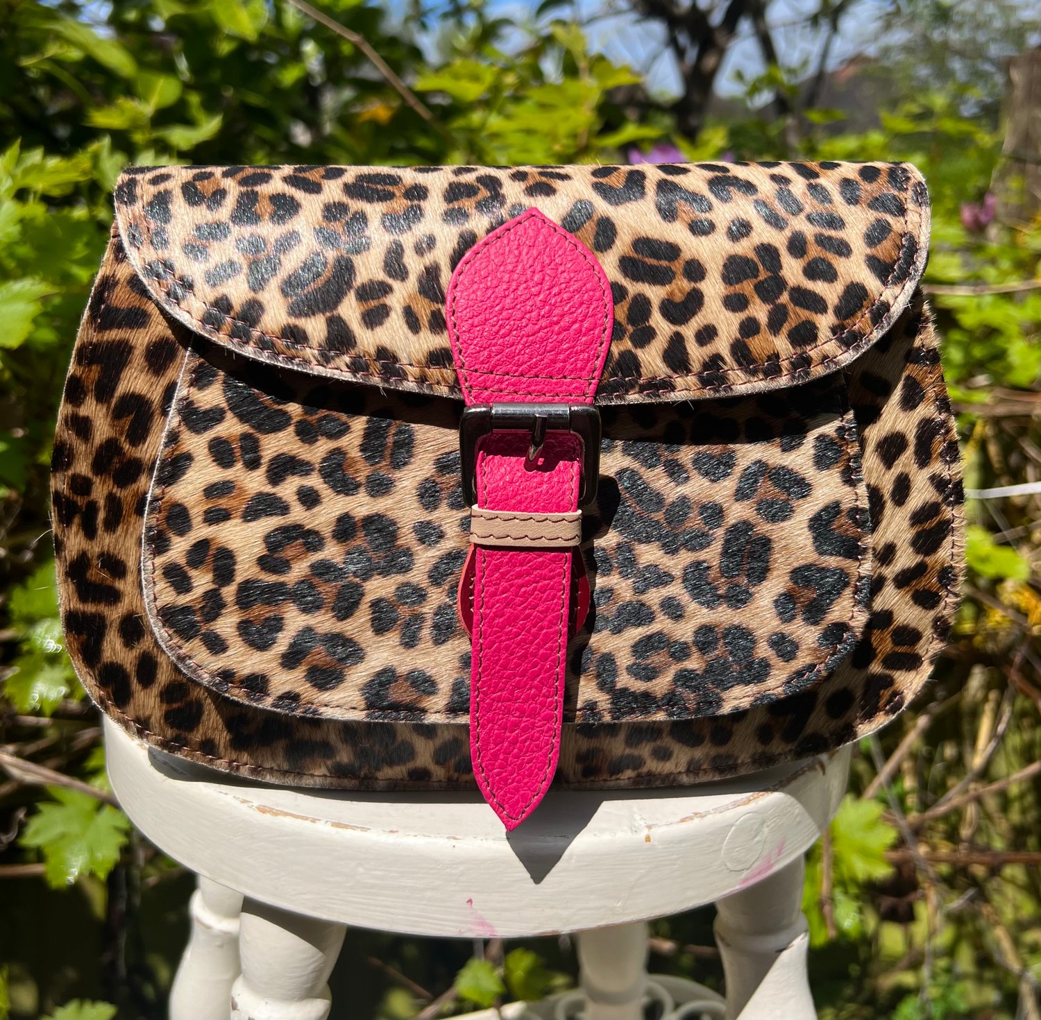 Image of Medium Saddle #48A4