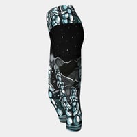 Snowy Trees Capri Leggings - Snowytreesside
