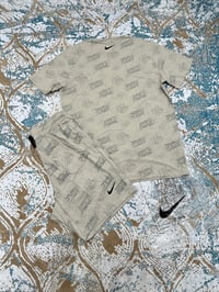 Image 4 of Nike Sets(1:1)