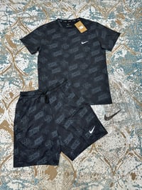 Image 3 of Nike Sets(1:1)