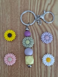 Daisy Keyring