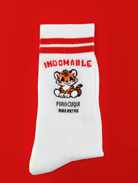 Image 2 of CALCETINES INDOMABLE BLANCO