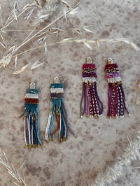 Image 5 of Boucles d’oreilles « Kilim » bleu océan et topaz 