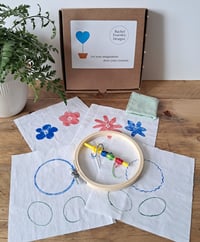 Image 1 of Mini Slow Stitch Kit - Flowers 