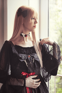 Image 2 of Thorns of Freedom Choker