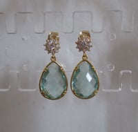 Image 5 of Kate Middleton Princess of Wales Inspired Replikate Green Eritinite Crystal Jewellery Set