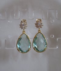 Image 6 of Kate Middleton Princess of Wales Inspired Replikate Green Eritinite Crystal Jewellery Set