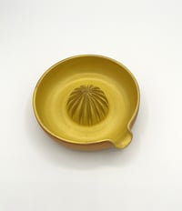 Image 3 of Juicer - Yellow
