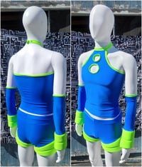 Image 2 of COBALT/NEON GREEN Top/Shorts/Arm Warmers