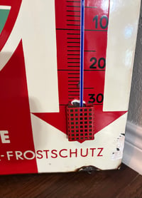 Image 4 of Vintage (ca. 1960s) German (Enamel) Veedol Motor Oil Advertising Sign w/Functional Thermometer