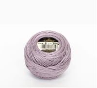 DMC Coton Perlé Quiltetråd - lyselilla 3042