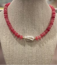 Image 5 of Raspberry Gemstone Necklace With Baroque Pearl