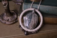 Image 5 of Natural linen jade necklace