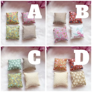 Image of 1:12 dollhouse cushions