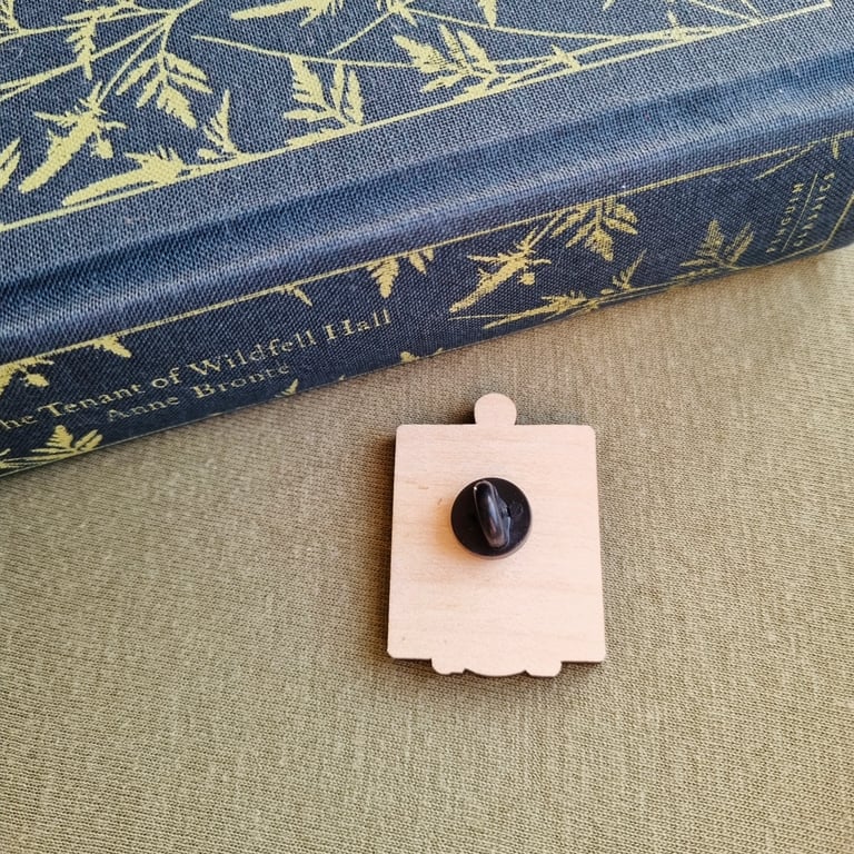 PIN'S PORTRAIT EN BOIS - LES SOEURS BRONTË Image 5
