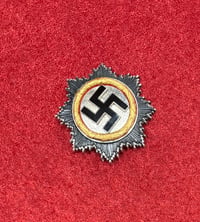 Image 1 of WW2 (Nazi Germany) German Cross in Gold - Deschler & Sohn