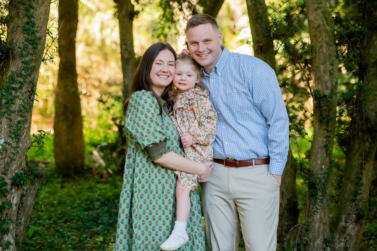 Image of Dorothy Oven Back of Park- Outdoor Fall Mini Session - October 25th