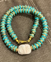 Image 4 of Turquoise Shell Necklace With Baroque Pearl
