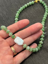 Image 2 of Green Stone Necklace With Baroque Pearl