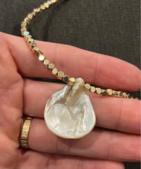 Image 4 of Mother Of Pearl Shell Pendant Necklace