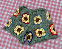 Flower Shorts 