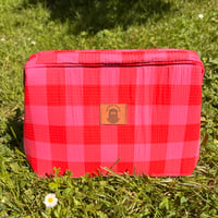 Image 1 of Sac Osiris à carreaux rouges et roses