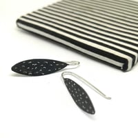 Image 3 of Pendientes hoja Susan 