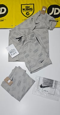 Image 5 of Nike Sets(1:1)