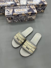 Image 5 of Womens Cdior (1:1)