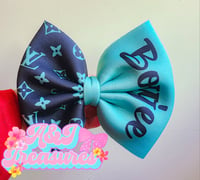 Boujee bow
