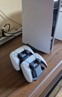 Image 4 of PS5 Controller Dual Stand