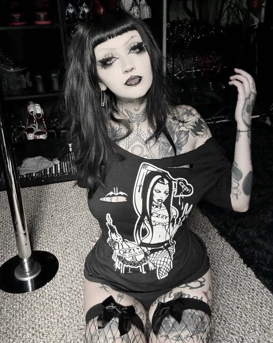 Image of OZZY TRIBUTE  - mens shirt - 2 left 