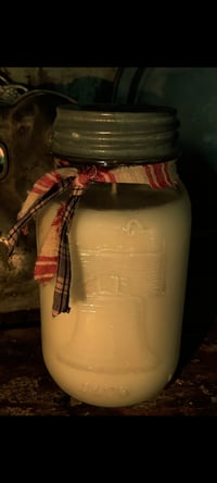 32oz 1776 Liberty Bell Candle 