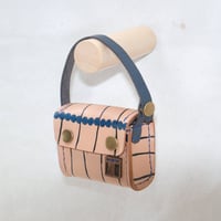 Image 3 of Jamie Little One Bag Hang