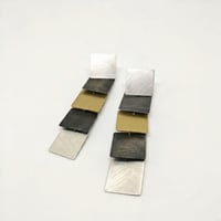 Image 3 of Pendientes cuadrados Suorina 