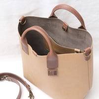 Image 5 of Copy of Two-way Tote in vintage mustard