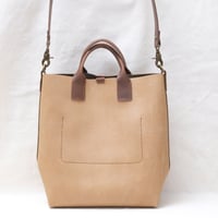 Image 3 of Copy of Two-way Tote in vintage mustard
