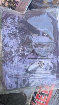 Image 2 of Thin Lizzy Unisex T-Shirt: Vagabonds of the Western World Mono Distressed (Purple)